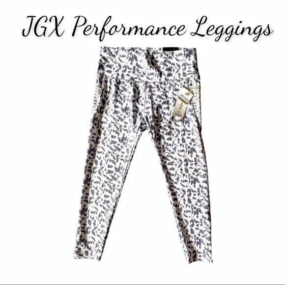 NWT JGX Women's Performance Leggings With Side
Pockets, Color: White & Grey - Picture 1 of 9